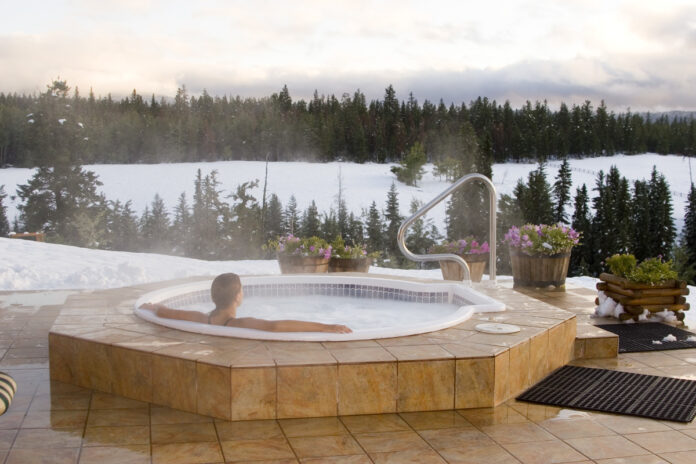 Tips for Purchasing a Hot Tub for Hydrotherapy