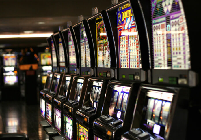 High Rollin' Evolution Gaming: The Luxury of Slot Gacor Casino
